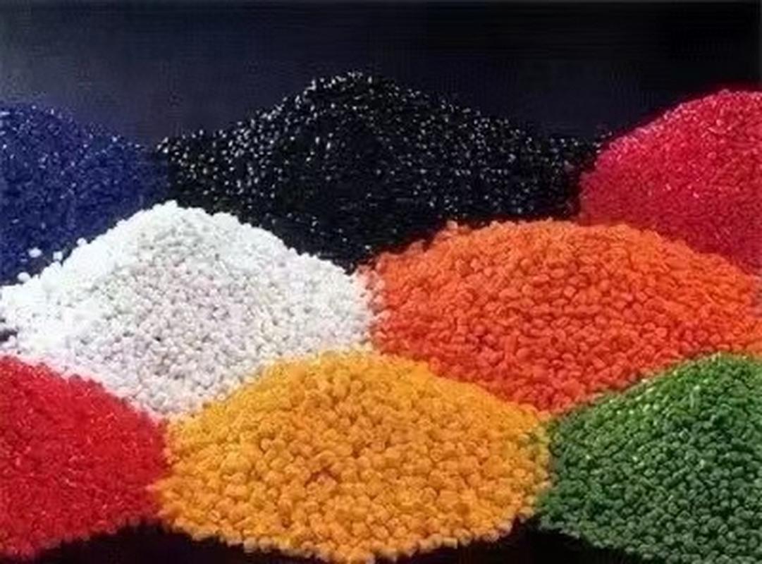 化工品出口运输指南 哪些产品可以安全高效地跨境运输？